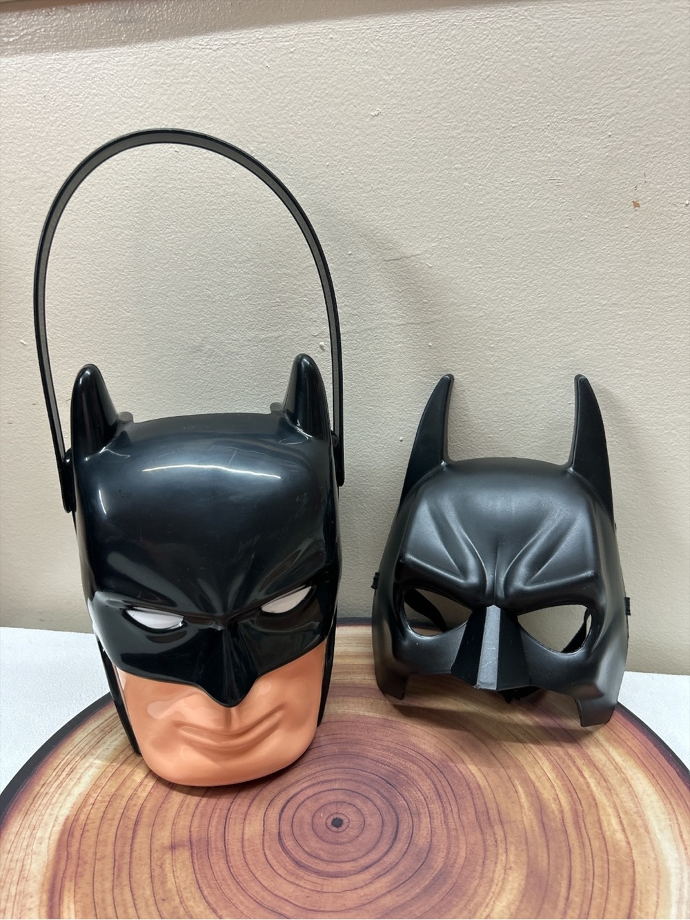 Batman Halloween Candy Bucket Basket Rubies DC Comics Mask Costume Decor Lot